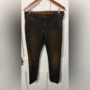 TELERIA ZED
Garment dyed denim chino trousers